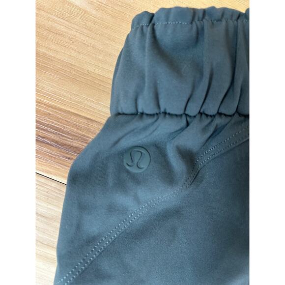 Lululemon Luxstreme Stretch High-Rise Jogger Pants Women Sz 6 Smoked Spruce EUC - Picture 3 of 3